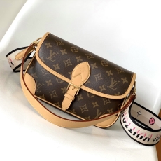 Louis Vuitton Satchel Bags